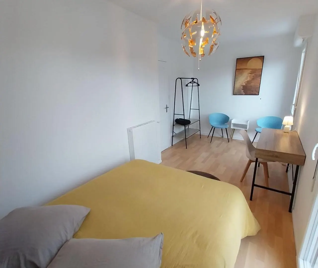 Maison De Ville Proche De Tout, 5Min Du Centre Ville & 20Min De La Plage Quimper France